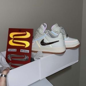 Travis Scott Air Force 1’s (Willing to trade!!)